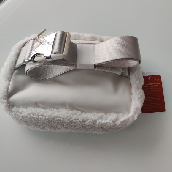 Lunar New Year Everywhere Belt Bag Rabbit Plush - Picture 2 of 3